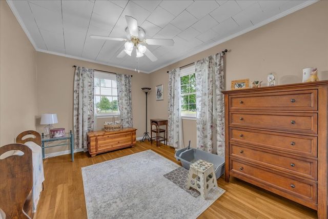 921 Dry Creek Rd, Smithville, TN 37166