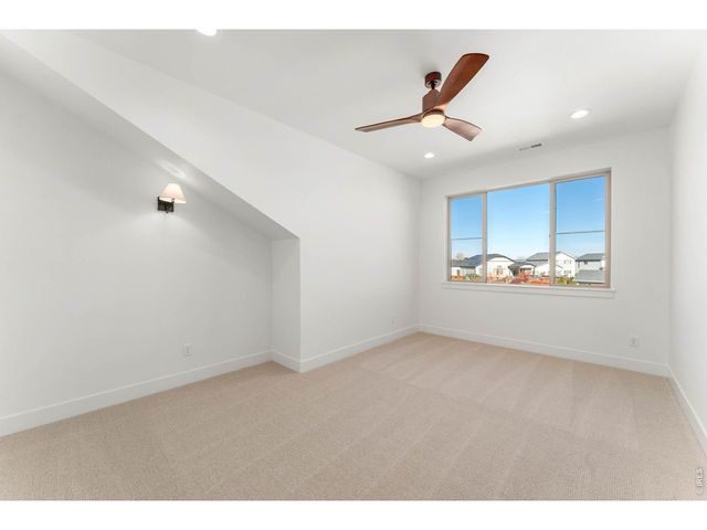 832 Clydesdale Dr, Windsor, CO 80550