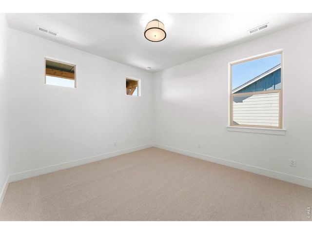 832 Clydesdale Dr, Windsor, CO 80550