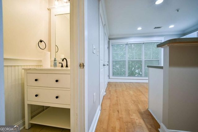 1035 Barnett Shoals Road 131, Athens, GA 30605