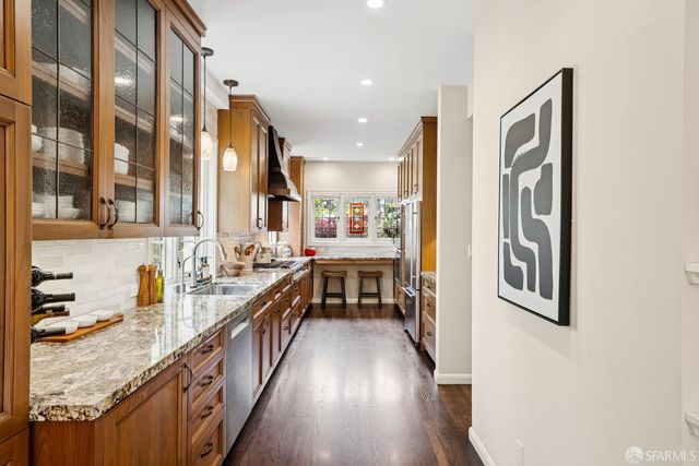 20 San Leandro Way, San Francisco, CA 94127