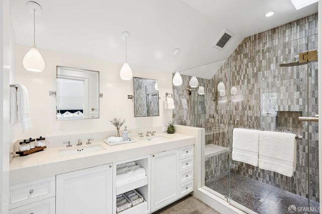 20 San Leandro Way, San Francisco, CA 94127
