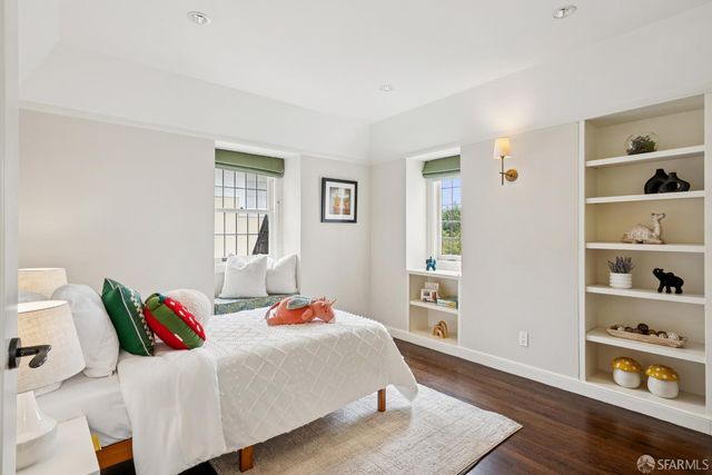 20 San Leandro Way, San Francisco, CA 94127