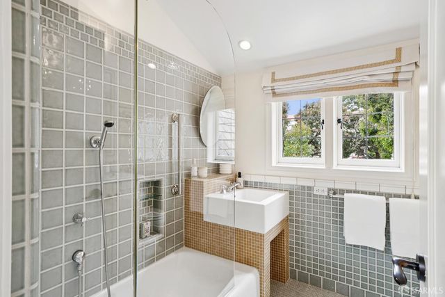 20 San Leandro Way, San Francisco, CA 94127