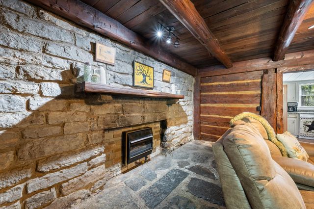 4747 Jones Rd, Christiana, TN 37037