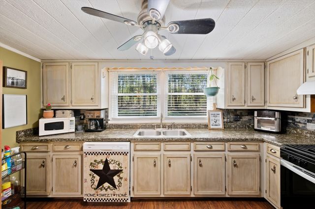 4747 Jones Rd, Christiana, TN 37037