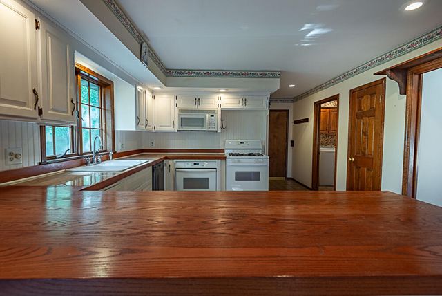 3546 E Cinnamon Place, Springfield, MO 65809