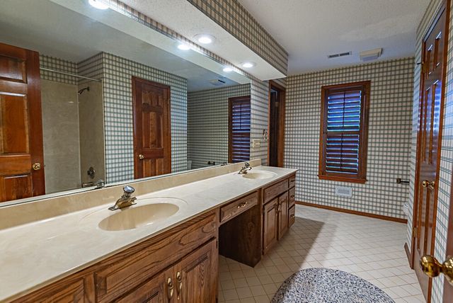 3546 E Cinnamon Place, Springfield, MO 65809