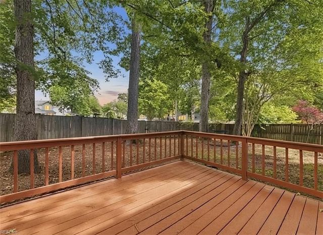 821 Lancaster LN, Newport News, VA 23602