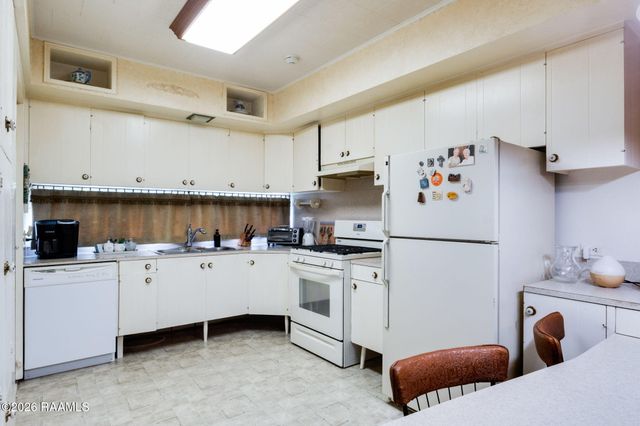 310 Dejean Street, Washington, LA 70589