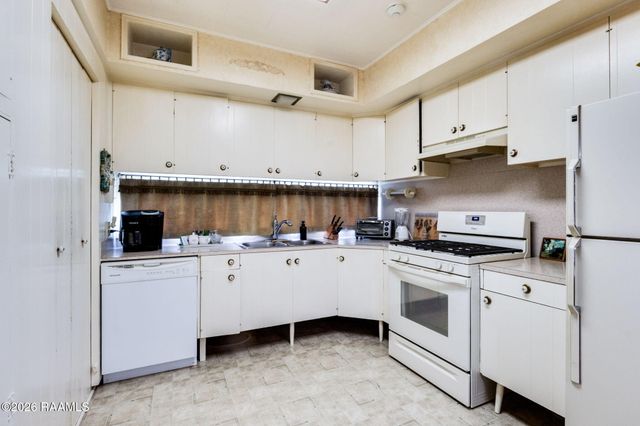 310 Dejean Street, Washington, LA 70589