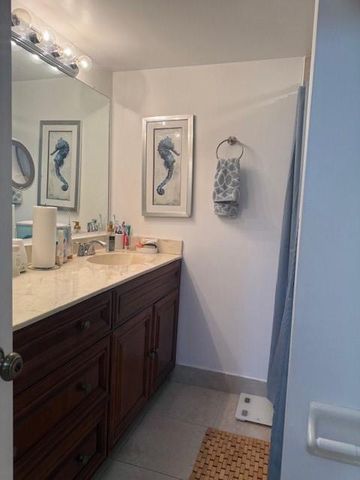 6800 Cypress Rd 512, Plantation, FL 33317