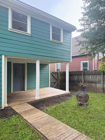 312 E 4th Street, Frankfort, KY 40601