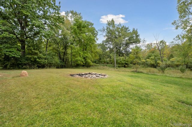 9824 Hidden Acres, Northfield Township, MI 48178