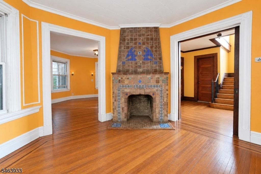 102 S Clinton St, East Orange City, NJ 07018 — photo 5