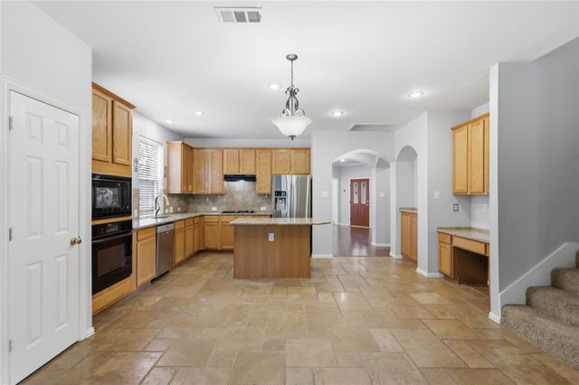 5913 Independence Court, Rowlett, TX 75089