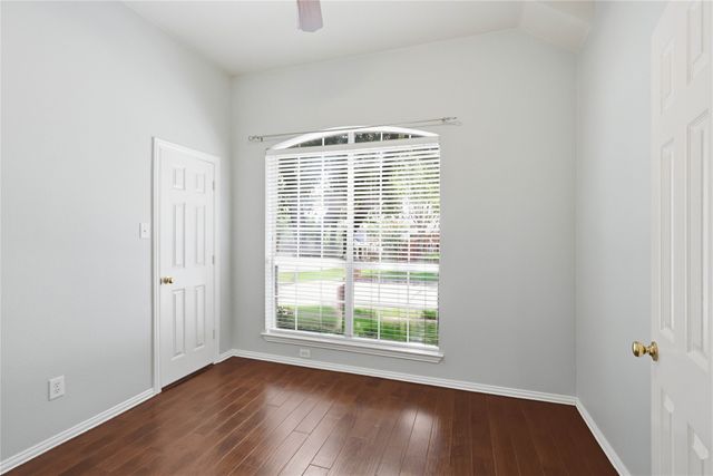 5913 Independence Court, Rowlett, TX 75089
