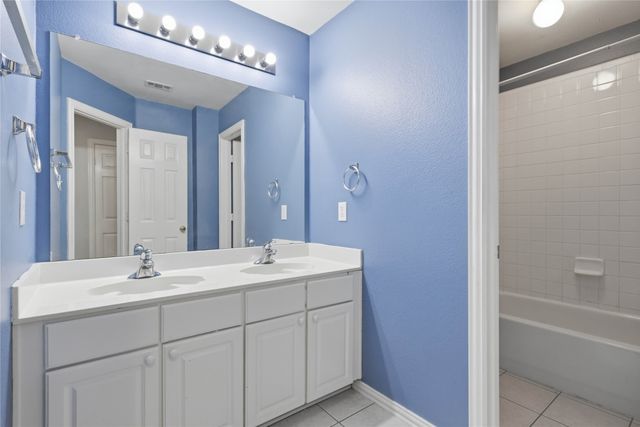 5913 Independence Court, Rowlett, TX 75089
