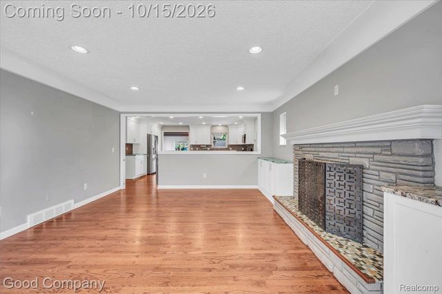 22831 Ulrich Street, Clinton Charter Township, MI 48036