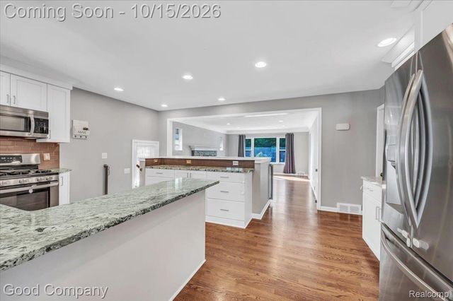 22831 Ulrich Street, Clinton Charter Township, MI 48036