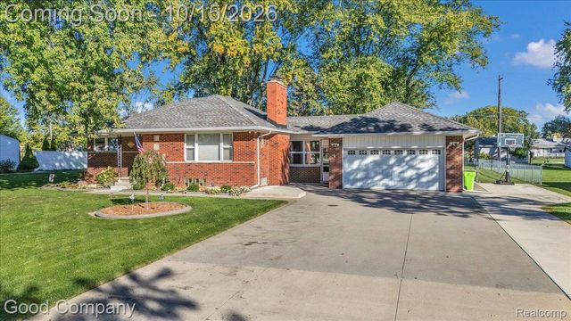 22831 Ulrich Street, Clinton Charter Township, MI 48036