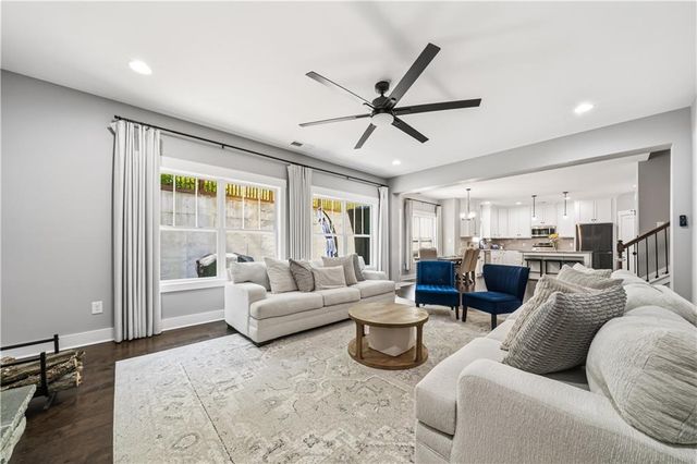 60 NE Grand Georgian Court NE, Cartersville, GA 30121