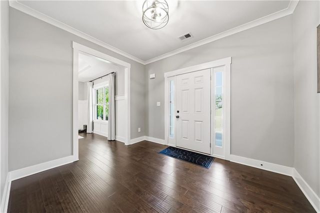60 NE Grand Georgian Court NE, Cartersville, GA 30121