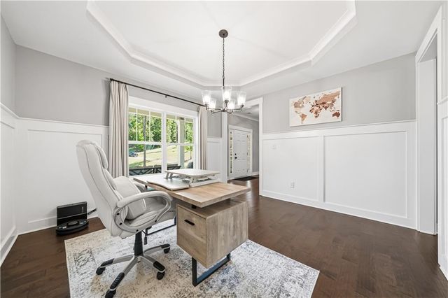 60 NE Grand Georgian Court NE, Cartersville, GA 30121