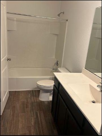 117 Hondo Gap LN, Jarrell, TX 76537