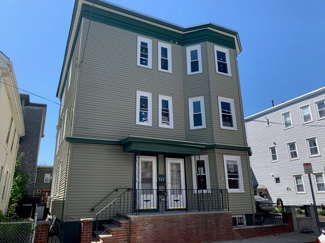 21 Oakland St 3, Cambridge, MA 02139
