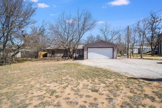 6257 River Oaks DR, Kingsland, TX 78639