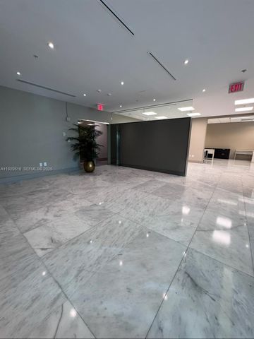 175 SW 7th St 2208, Miami, FL 33130