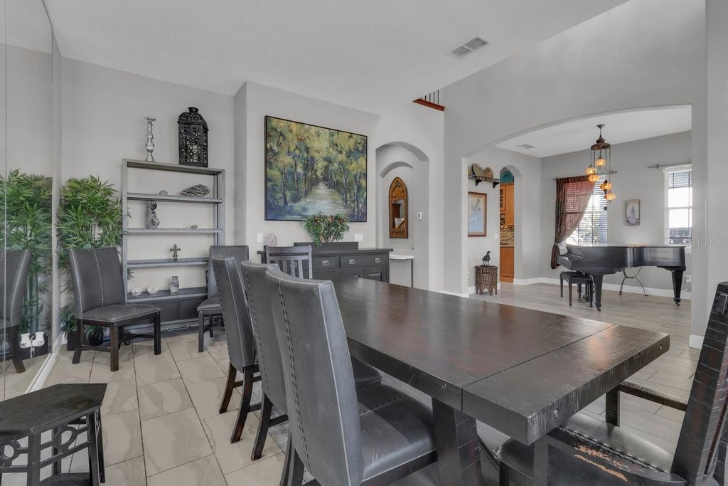 Image 26 of property listing at 1662 SWALLOWTAIL LANE, Sanford, FL 32771