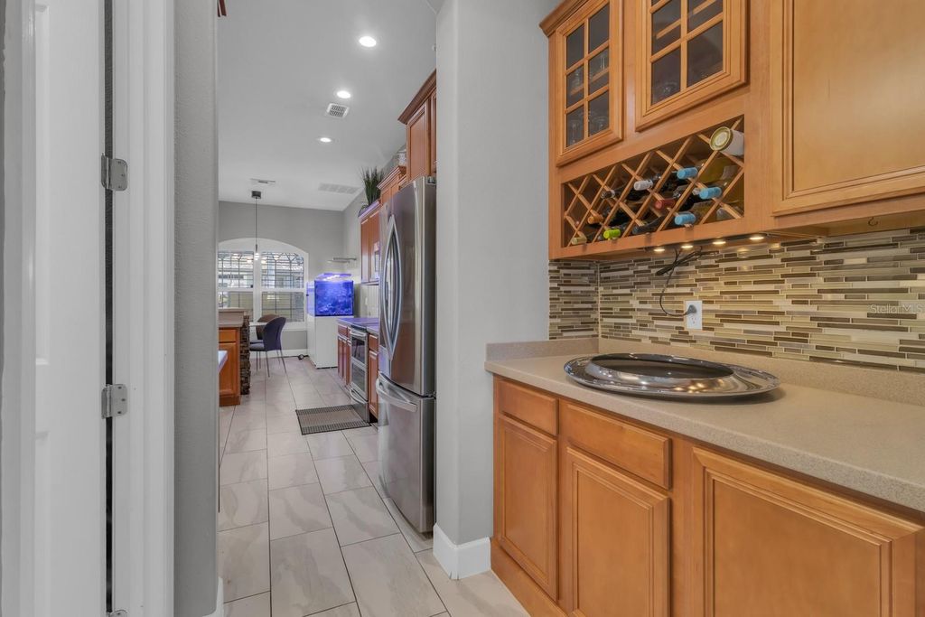 Image 29 of property listing at 1662 SWALLOWTAIL LANE, Sanford, FL 32771