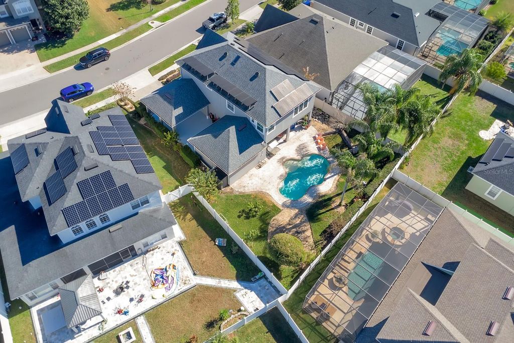 Image 4 of property listing at 1662 SWALLOWTAIL LANE, Sanford, FL 32771