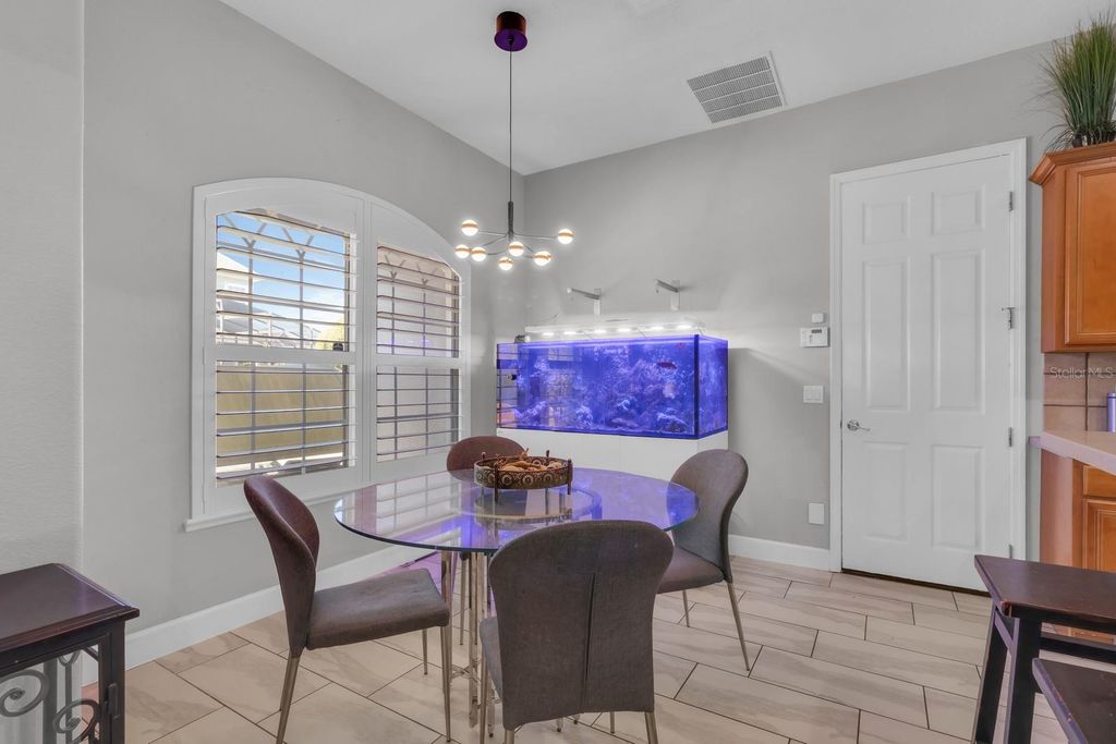 Image 32 of property listing at 1662 SWALLOWTAIL LANE, Sanford, FL 32771