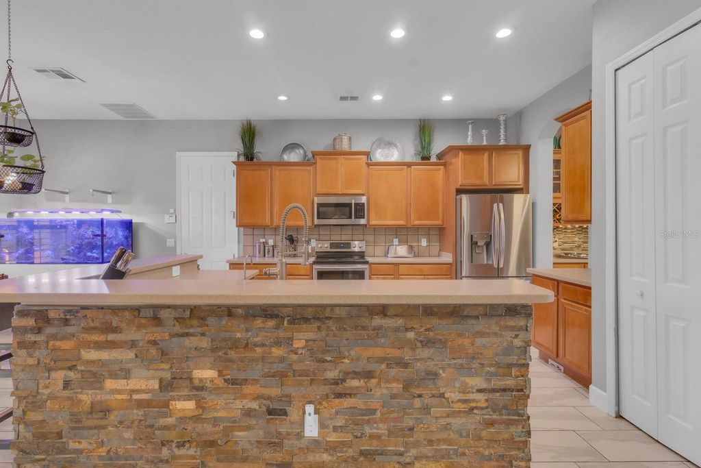 Image 42 of property listing at 1662 SWALLOWTAIL LANE, Sanford, FL 32771