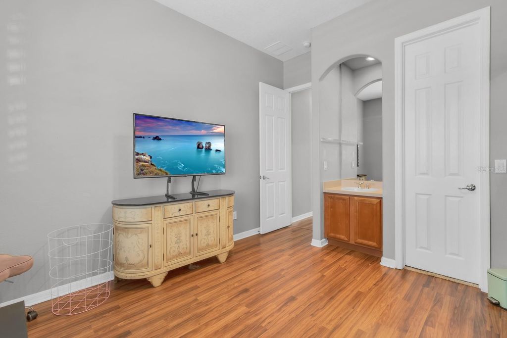 Image 46 of property listing at 1662 SWALLOWTAIL LANE, Sanford, FL 32771