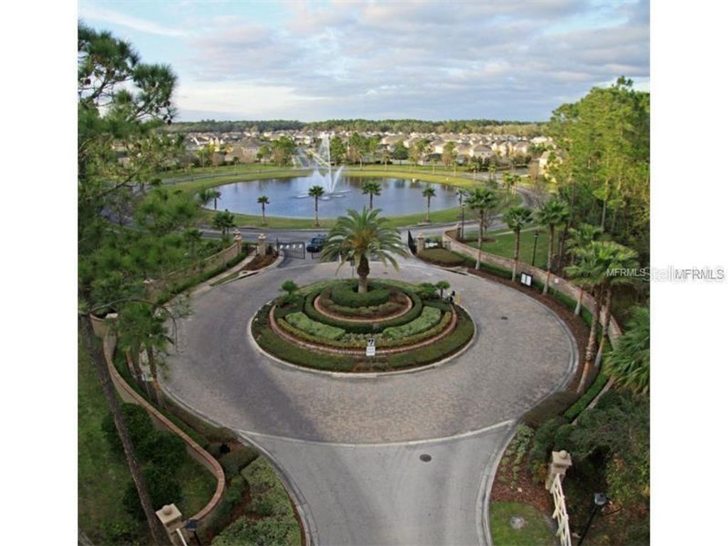 Image 6 of property listing at 1662 SWALLOWTAIL LANE, Sanford, FL 32771