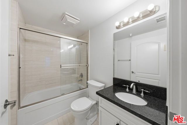 1037 Fedora Street 204, Los Angeles, CA 90006