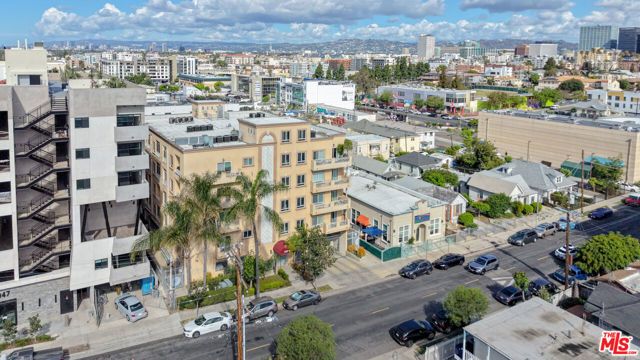 1037 Fedora Street 204, Los Angeles, CA 90006