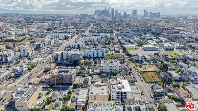 1037 Fedora Street 204, Los Angeles, CA 90006