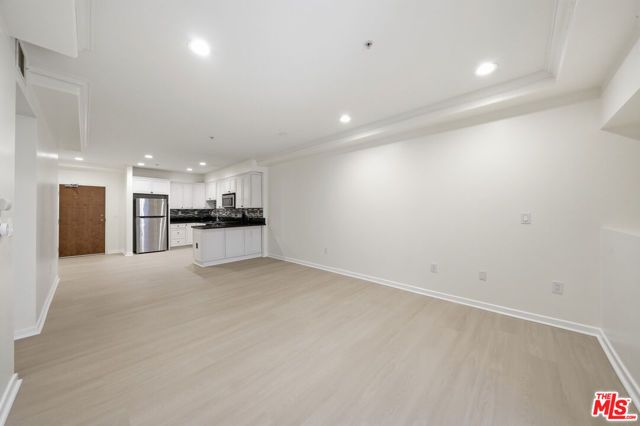 1037 Fedora Street 204, Los Angeles, CA 90006