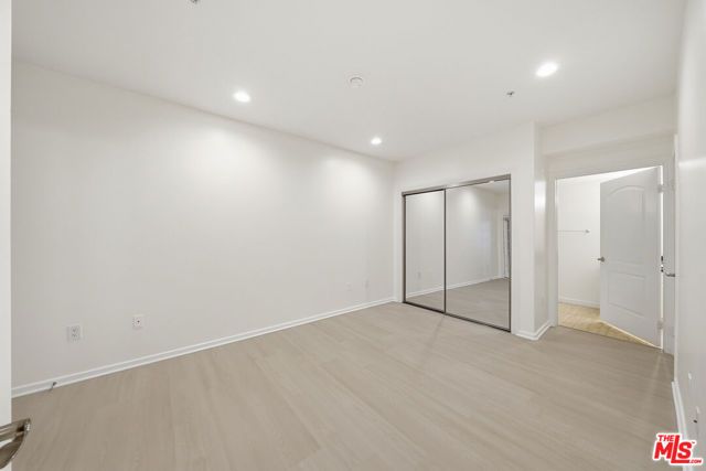 1037 Fedora Street 204, Los Angeles, CA 90006