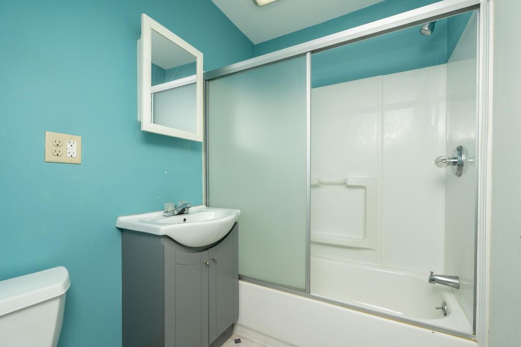612 Bush Avenue, Saint Paul, MN 55130 — photo 4