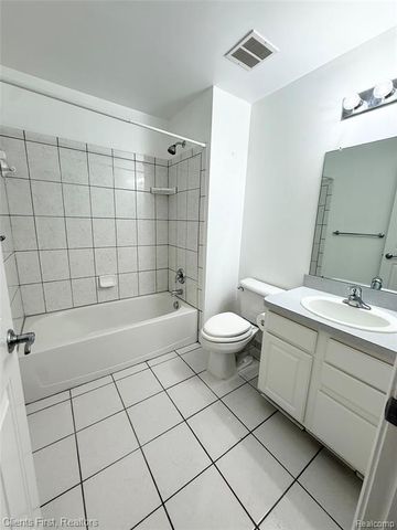 4131 Elizabeth Avenue, Canton, MI 48188