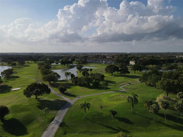 551 SW 135 Avenue 216b, Pembroke Pines, FL 33027