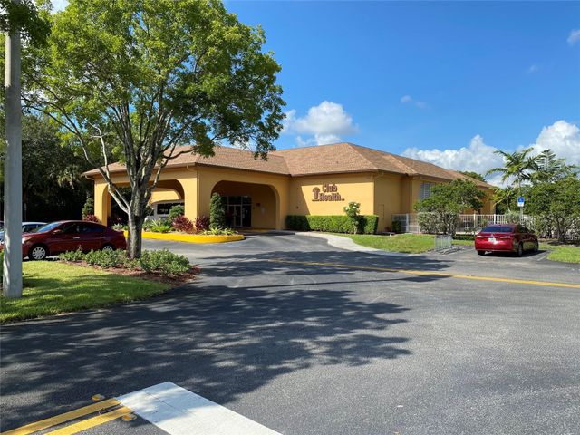 551 SW 135 Avenue 216b, Pembroke Pines, FL 33027