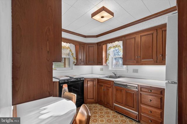 319 DRUID HILL RD, Lancaster, PA 17601