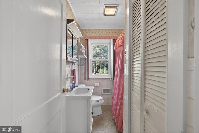 319 DRUID HILL RD, Lancaster, PA 17601